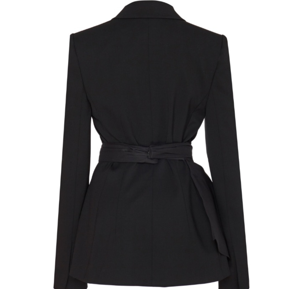 C A R O L I N A H E R R E R A - image 3